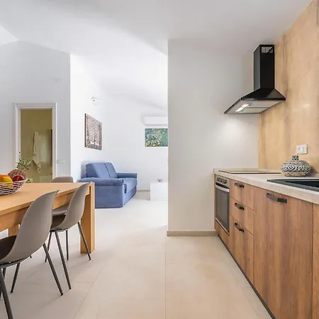 Pet Friendly Home In San Teodoro With Private Swimming Pool, Can Be Inside Or Outside Ferienhaus