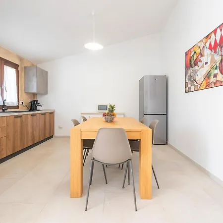 Ferienhaus Pet Friendly Home In San Teodoro With Private Swimming Pool, Can Be Inside Or Outside